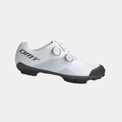 https://www.codagex.be/en_GB/shop/dmt-shoes-mtb-km0-evo-white-silver-11318?category=158